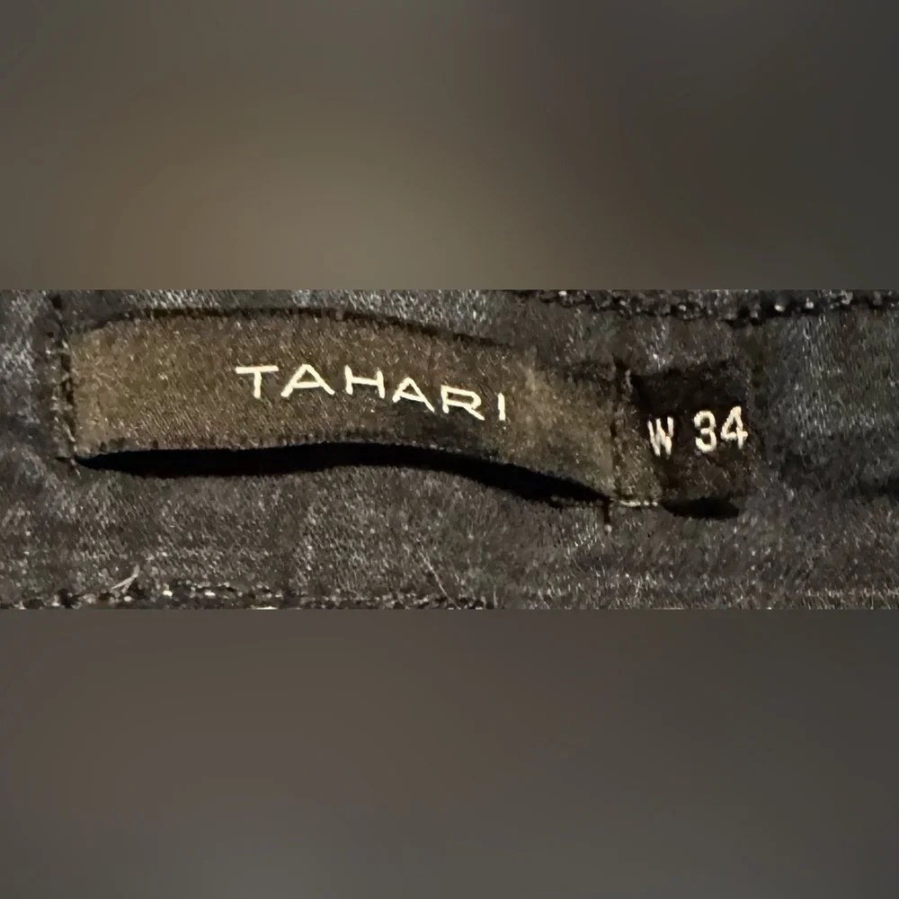 Tahari Men’s Size 34x27 Denim Blue Jeans EUC